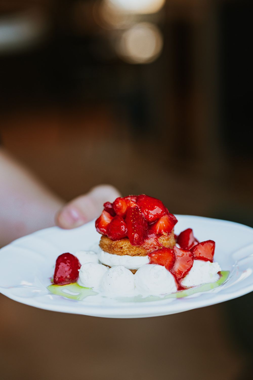 Le Manoir — dessert aux fraises