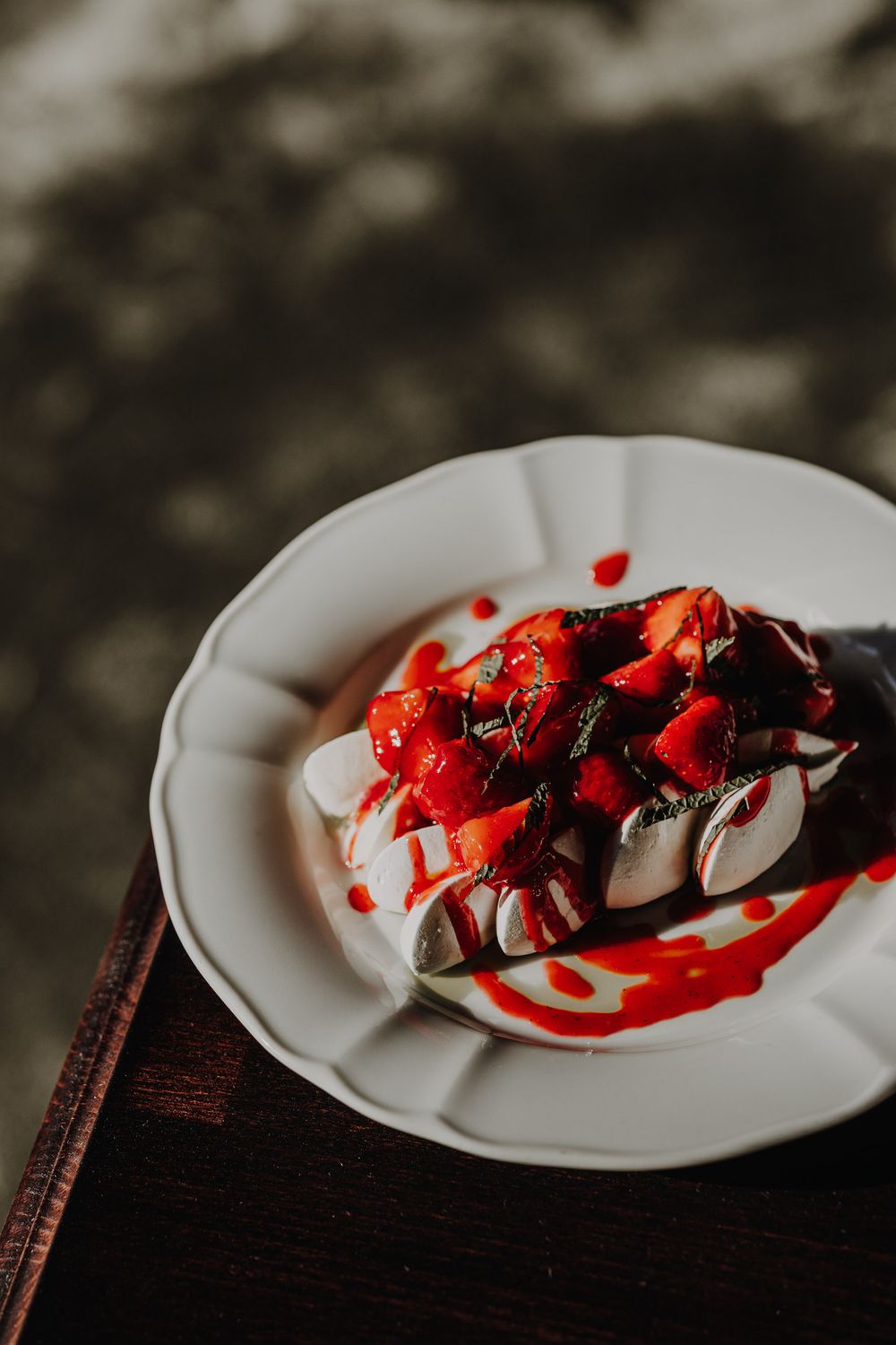 Le Manoir — pavlova aux fruits rouges