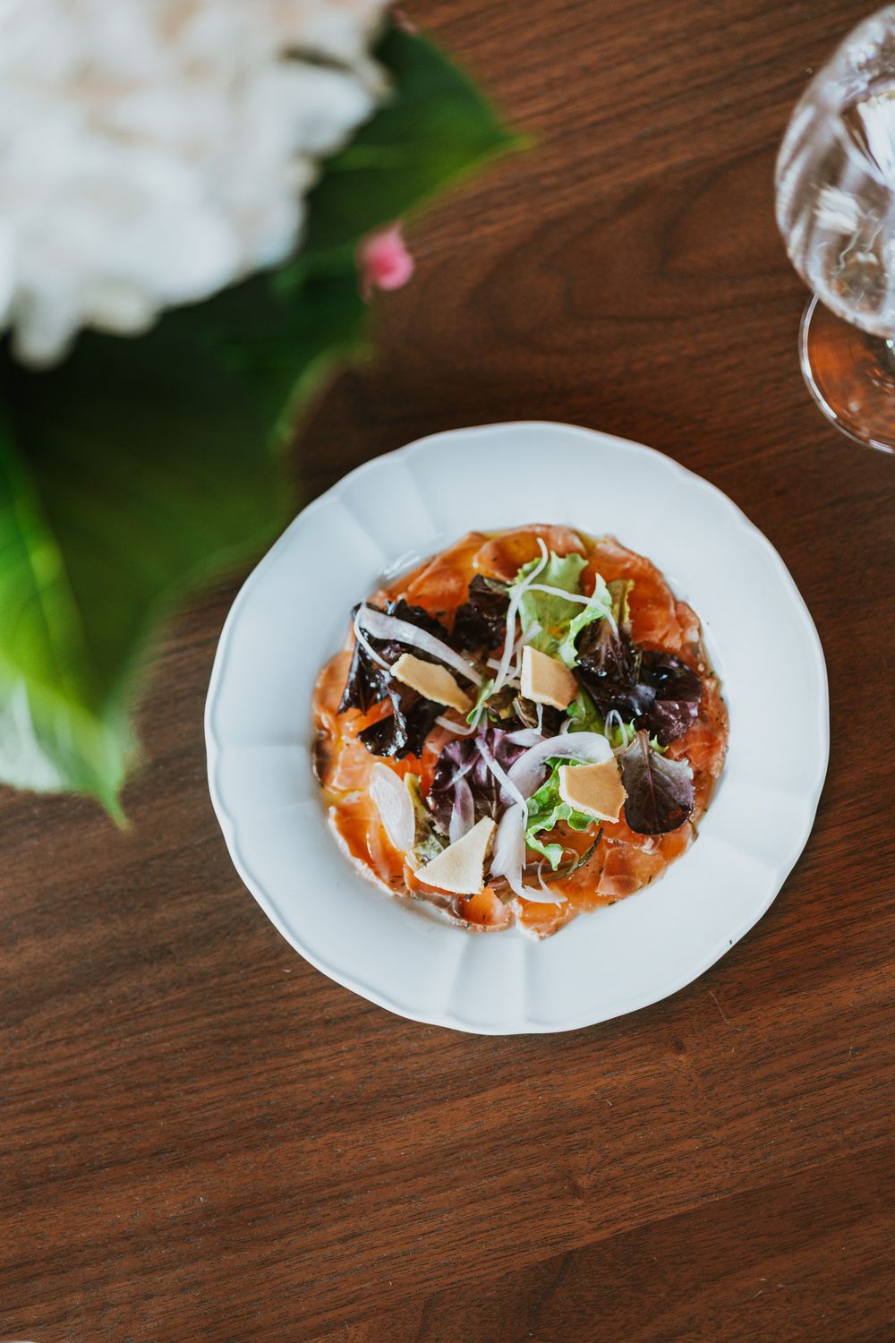 Le Manoir — une assiette de la carte